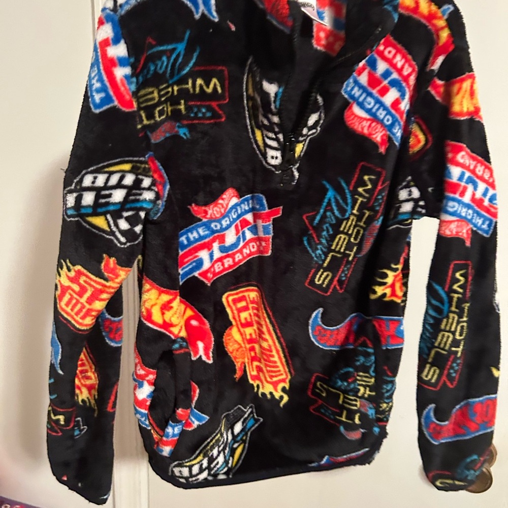 Mattel Hot Wheels Graphic Fleece Pullover with pockets